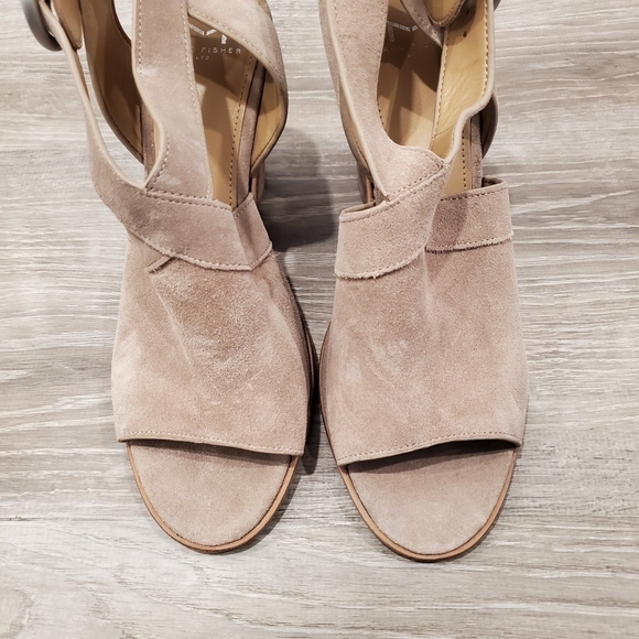 NEW MARC FISHER LTD Vega  Block Heel TaupeSandals - Picture 6 of 12